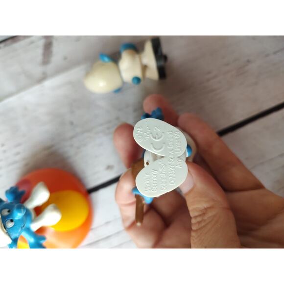 Lot Of 3 Vintage Smurfs Peyo 1982 1978 Chef Hot Coco Mushroom - Picture 4 of 8
